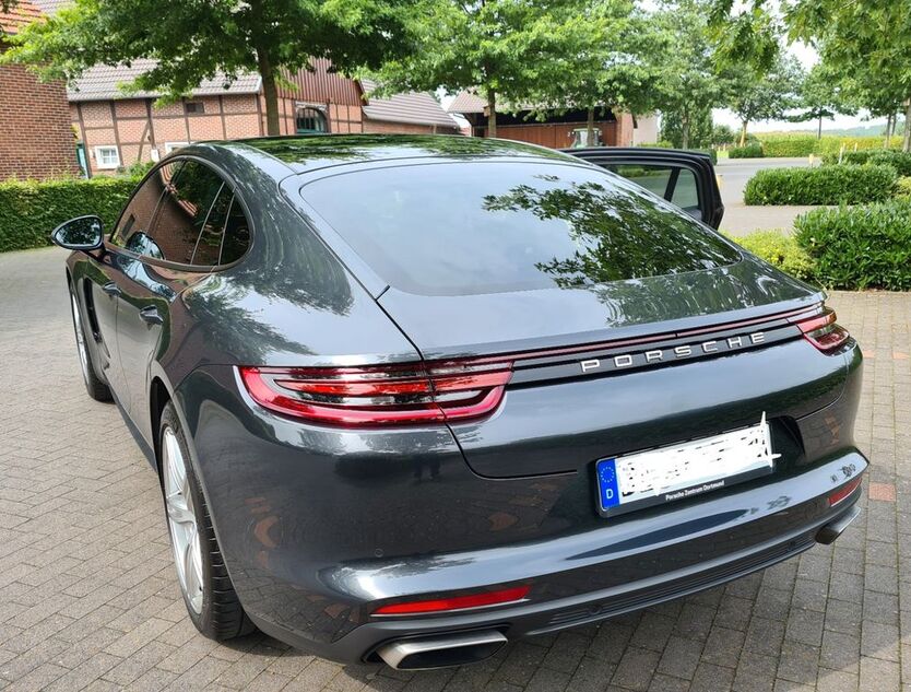 Porsche Panamera 77.500 km 58.300 € Wadersloh 59329