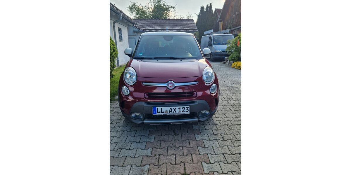 Fiat 500L Trekking 47.000 km 9.800 &euro; Windach 86949