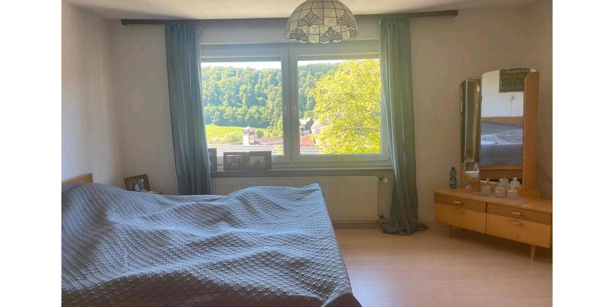 Einfamilienhaus Horb am Neckar - 13 Zimmer, 235 m&sup2;, 420.000&euro; | Angebot:26977516