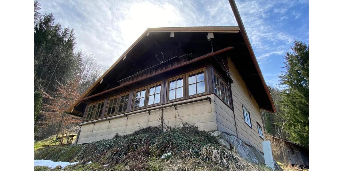 Einfamilienhaus Bergen - 5 Zimmer, 120 m&sup2;, 2.200&euro; | Angebot:26312674