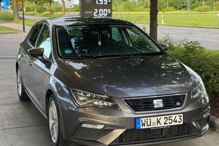 Seat Leon 255.000 km 9.299 &euro; Germering 82110