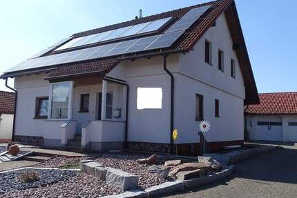 Haus Bad Dürrheim Sunthausen - 8 Zimmer, 229 m&sup2;, 695.000&euro; | Angebot:25263107