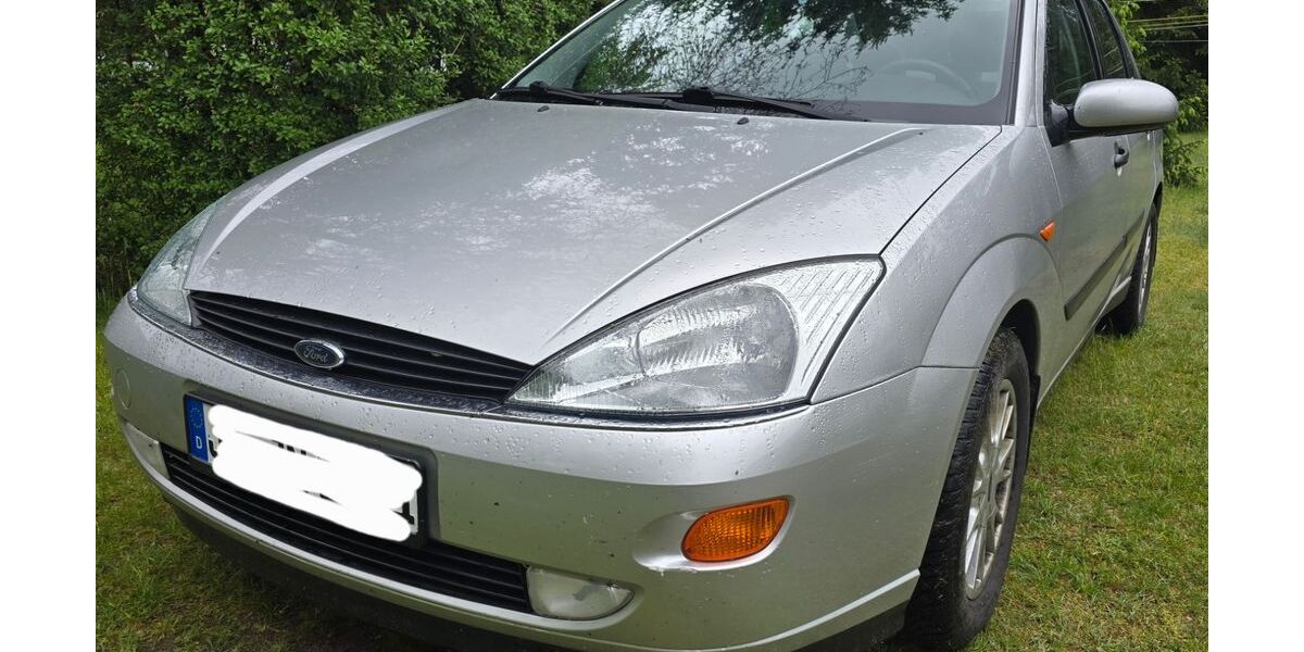 Ford Focus 158.000 km 2.490 &euro; Jüterbog OT Markendorf 14913