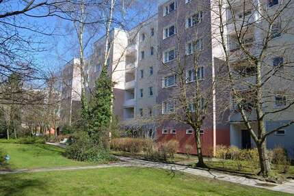 Wohnung zum Mieten in Rostock 240 € 27.56 m²