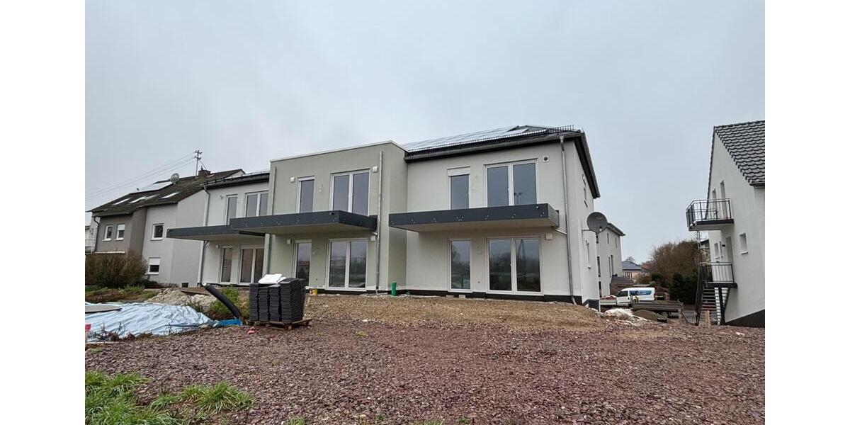 Erdgeschoßwohnung Perl - 2 Zimmer, 82 m&sup2;, 1.310&euro; | Angebot:25054798