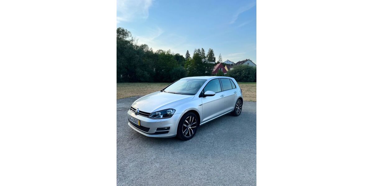 VW Golf 133.000 km 10.599 &euro; Würzburg 97082