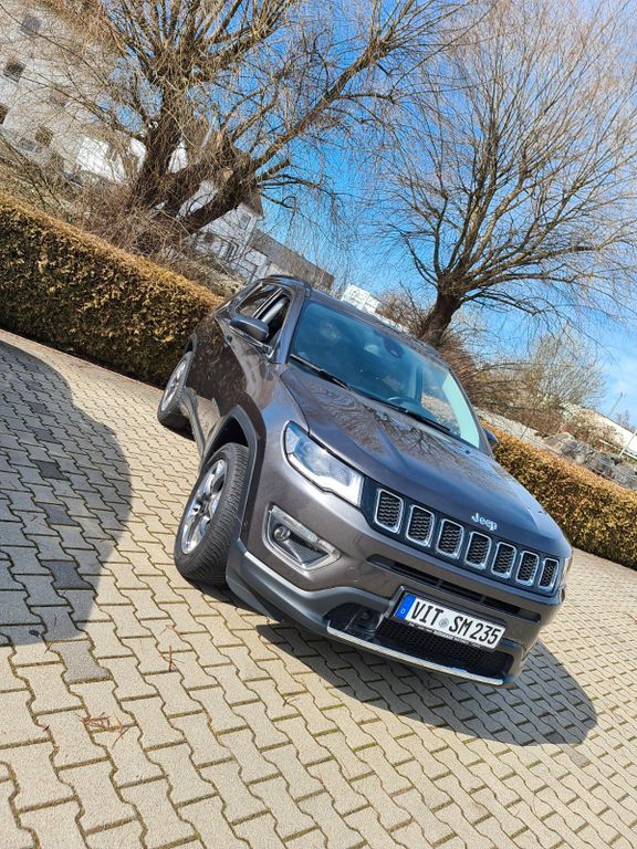 Jeep Compass 108.000 km 19.000 € Viechtach 94234