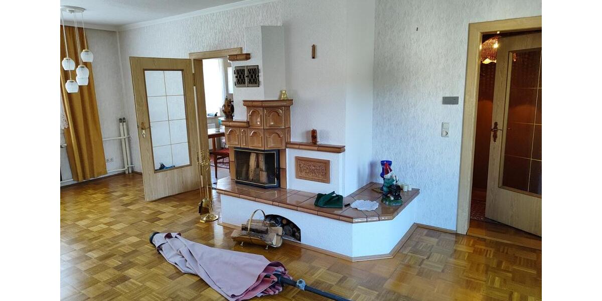 Doppelhaushälfte Elsterwerda - 7 Zimmer, 147 m&sup2;, 129.000&euro; | Angebot:22479924
