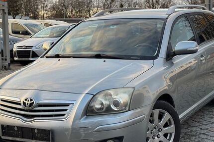 Toyota Avensis 175.000 km 2.990 &euro; Hannover 30179