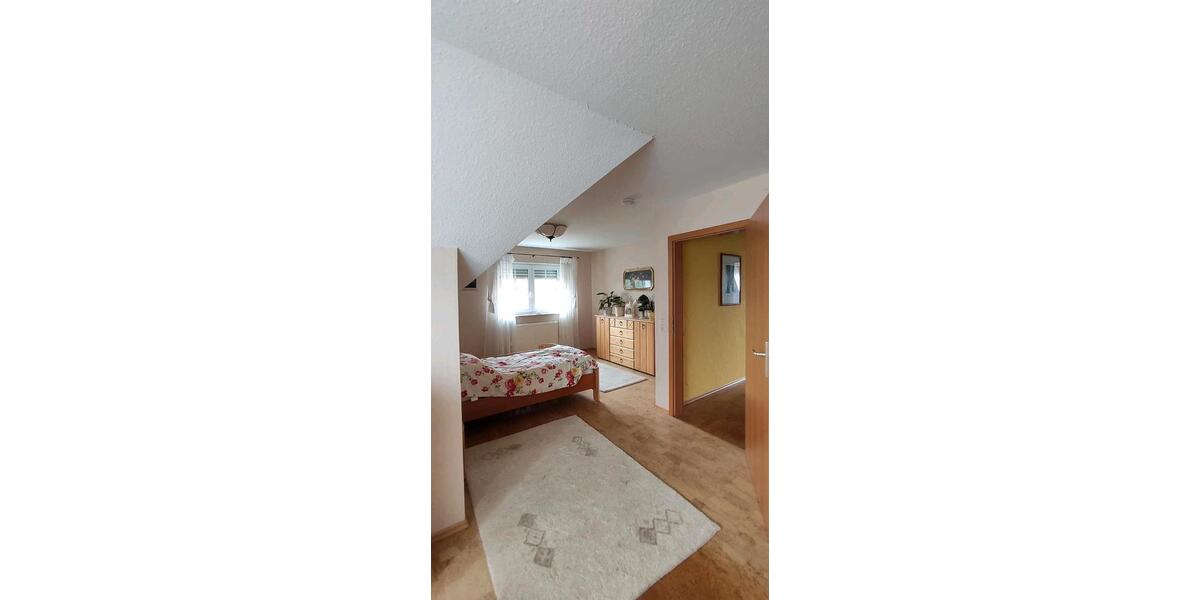 Doppelhaushälfte Bad Windsheim - 3 Zimmer, 114 m&sup2;, 420.000&euro; | Angebot:26815389