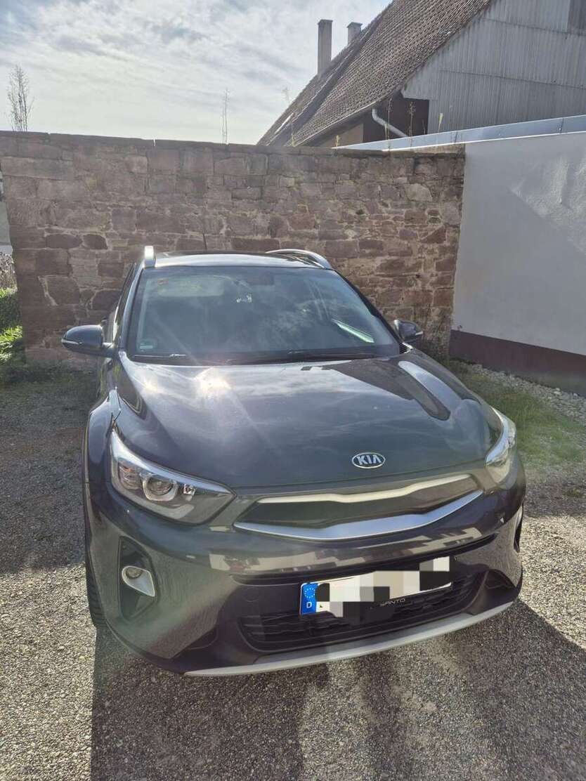 Kia Stonic 87.357 km 13.500 € Binzen 79589