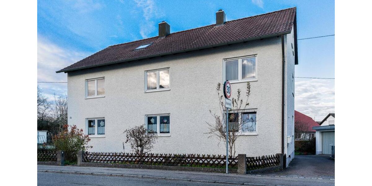 Gepflegtes Mehrfamilienhaus zentral in Illerrieden! 10 zimmer