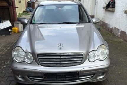 Mercedes-Benz C 180 204.000 km 1.100 &euro; Langenbrettach 74243