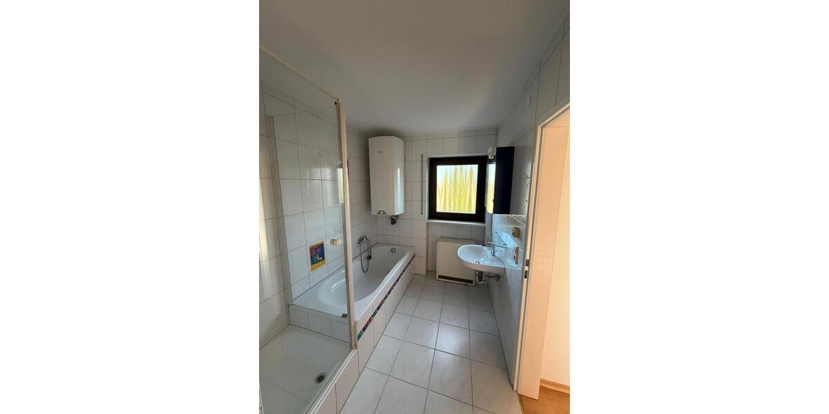 Etagenwohnung Nattheim - 4 Zimmer, 100 m&sup2;, 980&euro; | Angebot:26633811