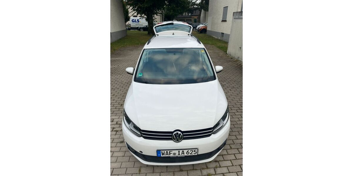 VW Touran 474.000 km 4.100 &euro; Ennigerloh 59320