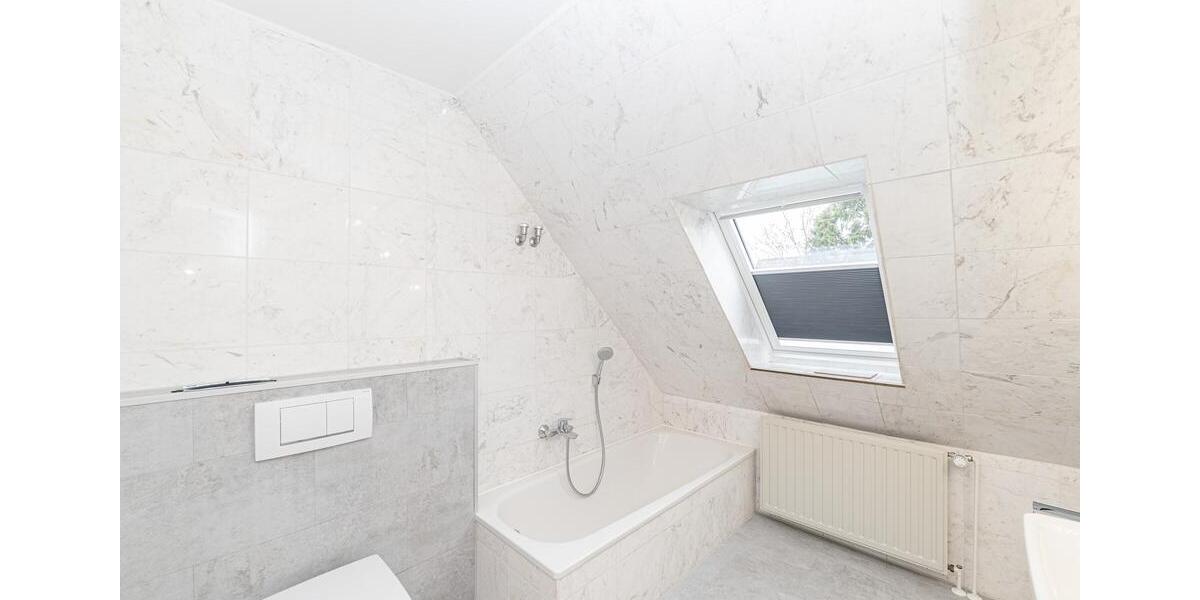 Doppelhaushälfte Stade - 4 Zimmer, 122 m&sup2;, 1.250&euro; | Angebot:24916256