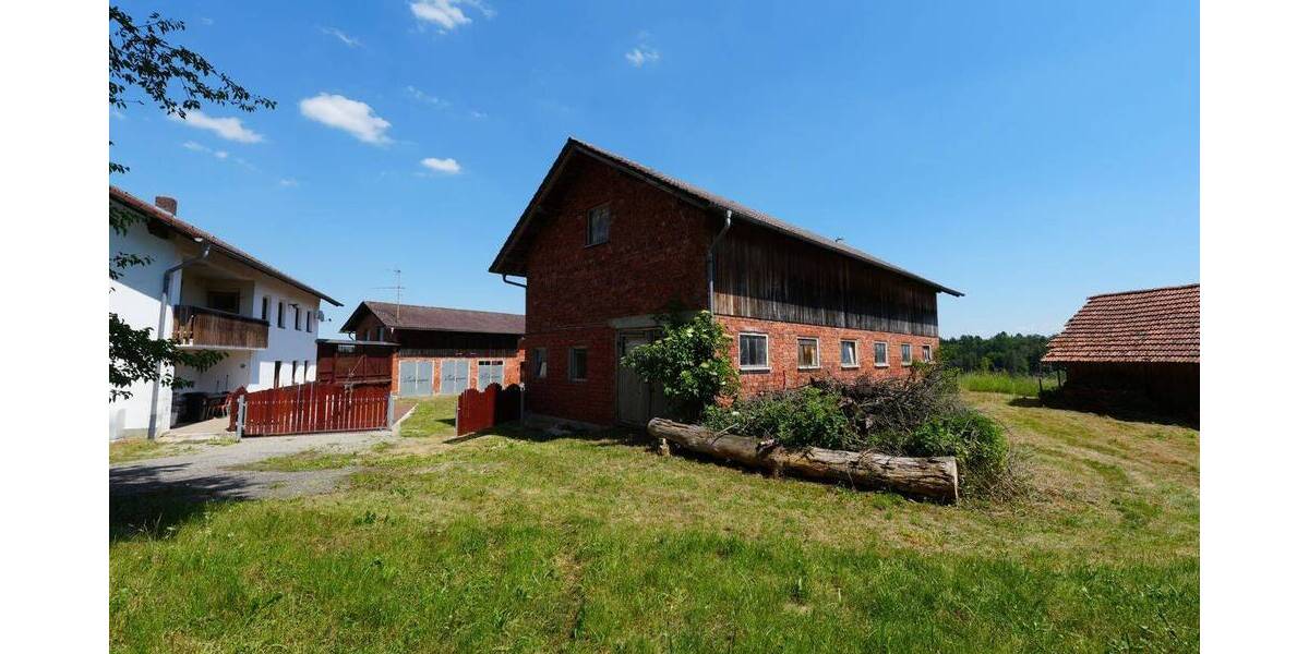 Bauernhaus, Landhaus Simbach a.Inn Hof - 9 Zimmer, 233 m&sup2;, 595.000&euro; | Angebot:26817141