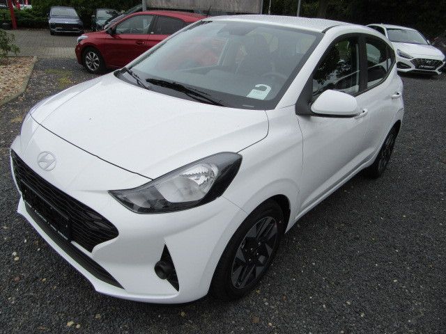 i10