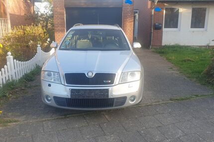 Skoda Octavia 323.353 km 2.499 &euro; Schwentinental 24223