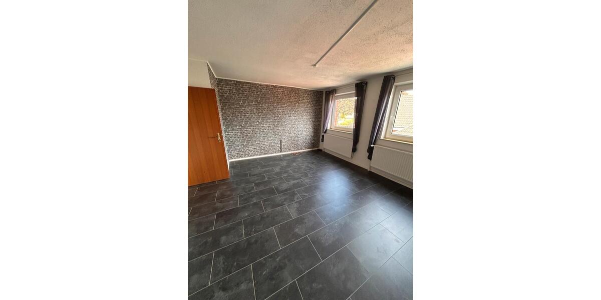 Dachgeschoßwohnung Lathen - 4 Zimmer, 85 m&sup2;, 750&euro; | Angebot:26670646