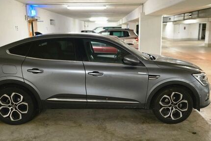 Renault Arkana 69.000 km 19.000 &euro; München 81373