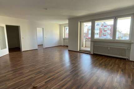Wohnung Wilhelmshaven Fedderwardergroden - 4 Zimmer, 101 m&sup2;, 679&euro; | Angebot:26778019