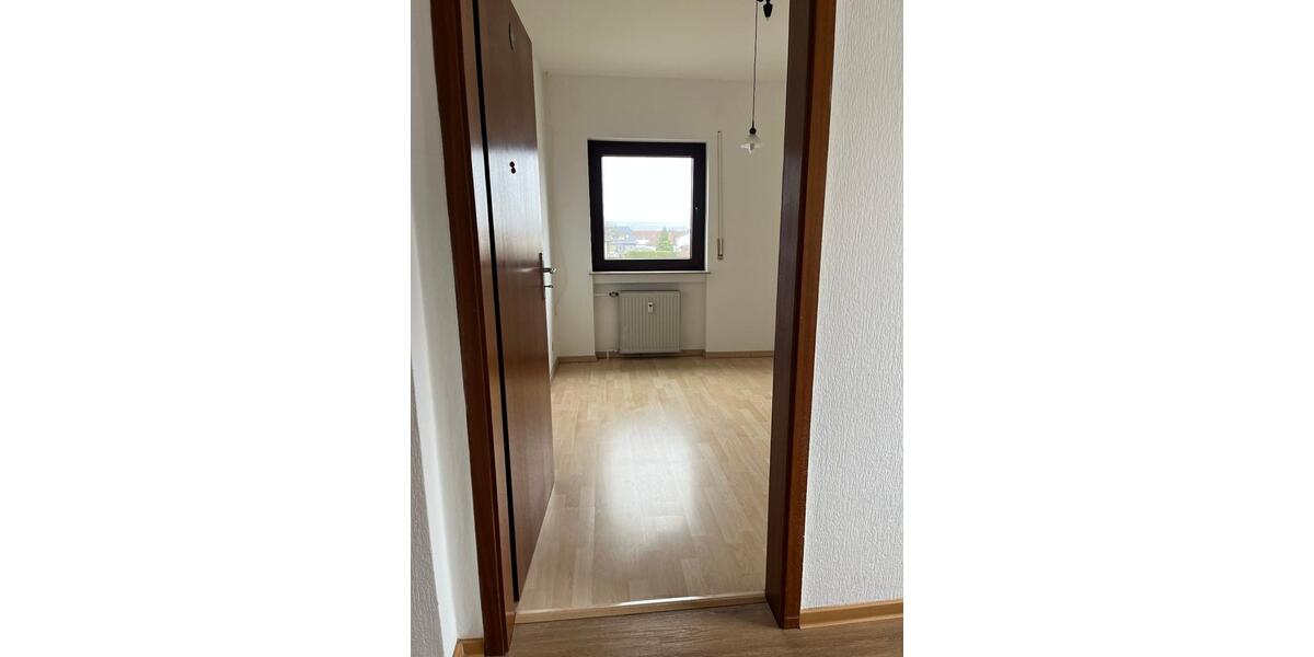 Etagenwohnung Kirchhain - 4 Zimmer, 70 m&sup2;, 830&euro; | Angebot:26066893