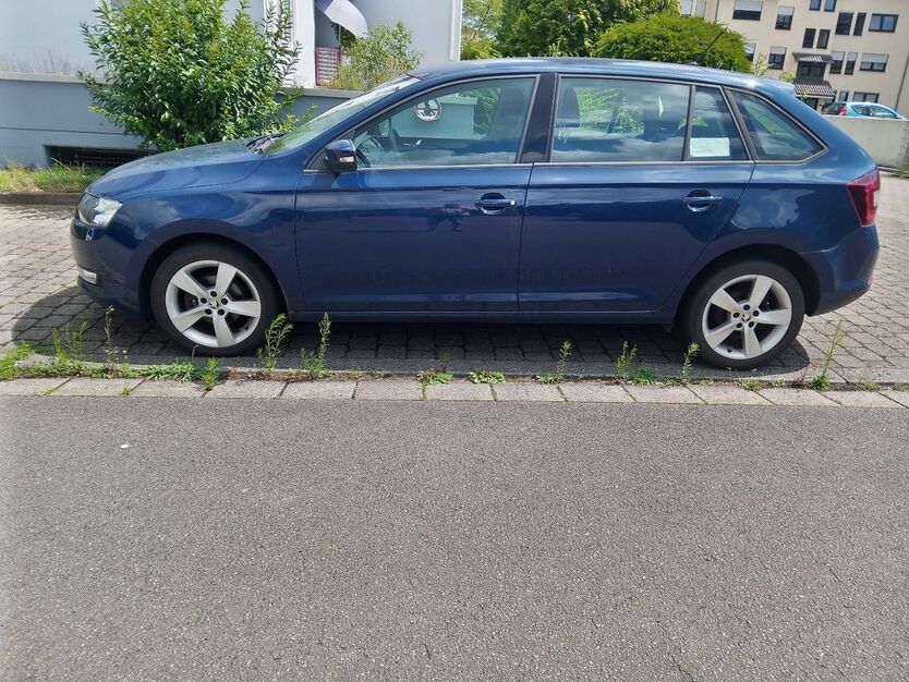 Skoda Rapid 153.000 km 8.900 € Homburg 66424