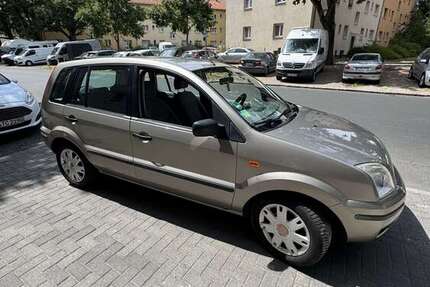 Ford Fusion 48.700 km 3.650 € Berlin 13355