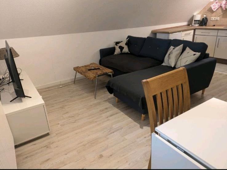 Dachgeschoßwohnung Gingst - 2 Zimmer, 45 m&sup2;, 720&euro; | Angebot:25341423