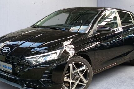 Hyundai i20 15.800 km 19.490 &euro; Freiburg im Breisgau 79108