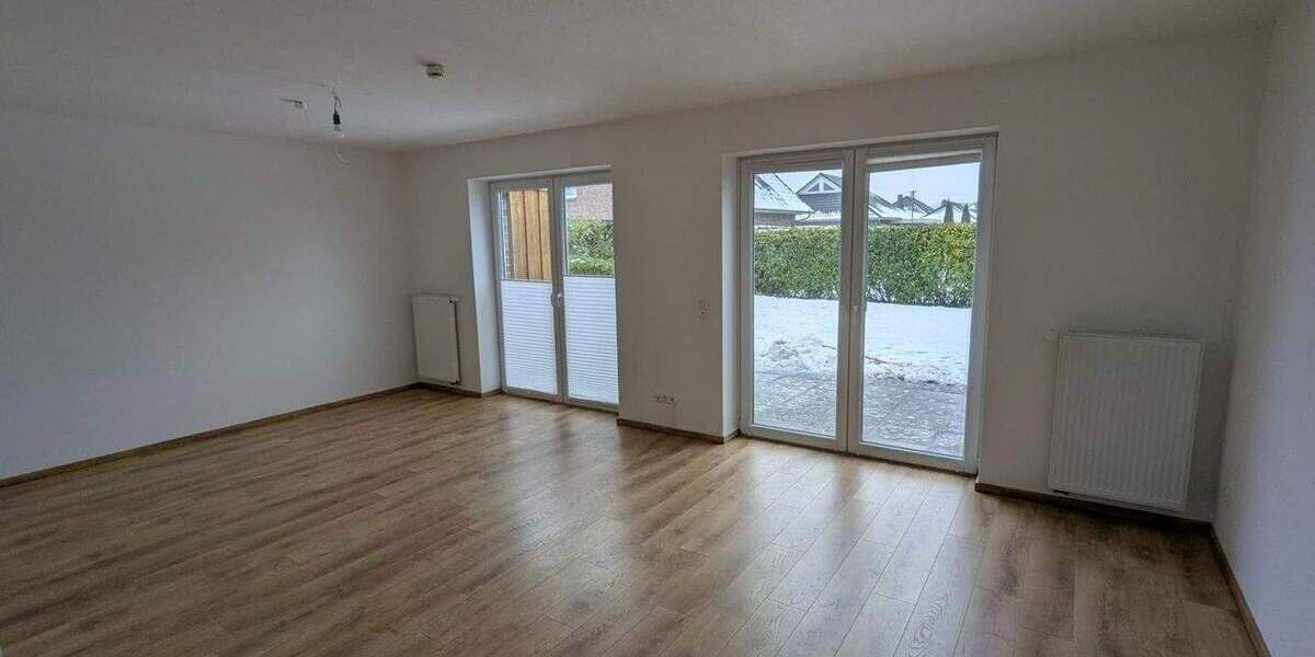 Doppelhaushälfte Westerstede - 4 Zimmer, 115 m&sup2;, 1.100&euro; | Angebot:24908562