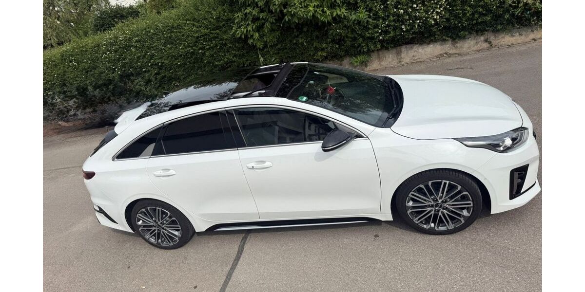 Kia pro ceed / ProCeed 90.000 km 16.400 &euro; Olching 82140