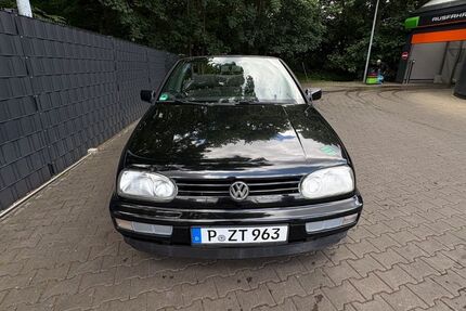 VW Golf 190.000 km 2.600 &euro; BERLIN 13059