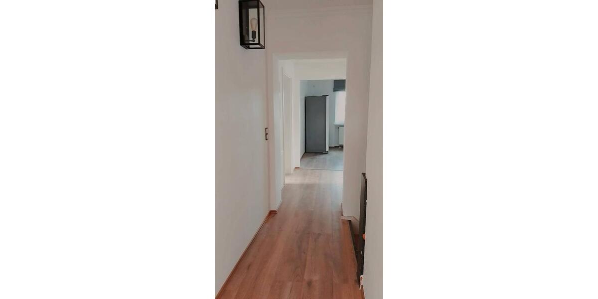 Etagenwohnung Weilrod - 4 Zimmer, 100 m&sup2;, 280.000&euro; | Angebot:26162807