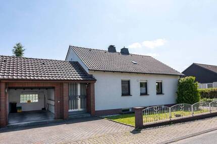 Freistehendes Einfamilienhaus in 58730 Fröndenberg-Hohenheide