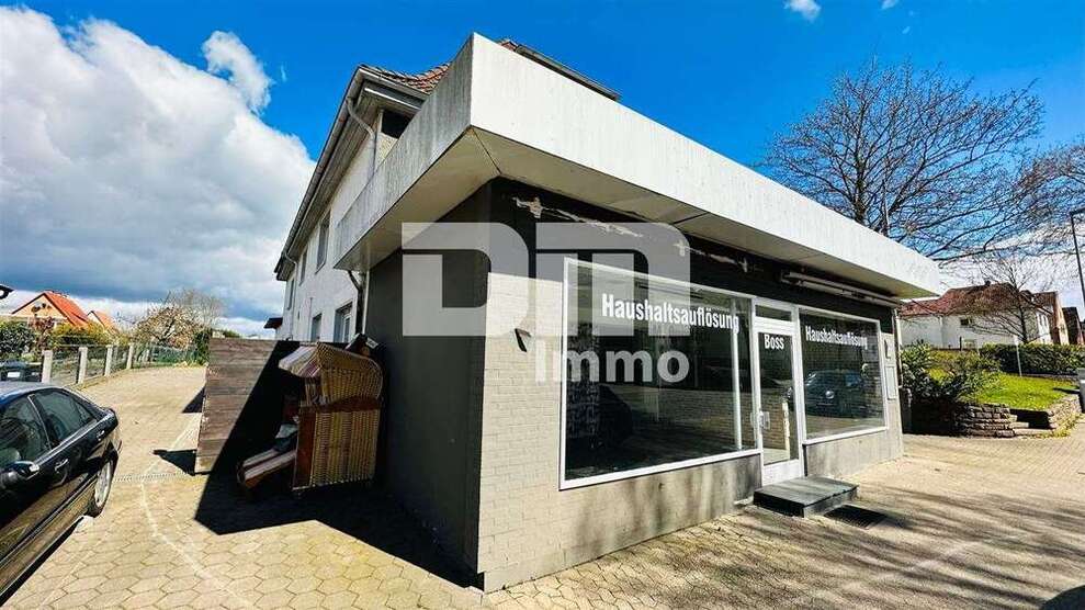 Haus zum Kaufen in Holzminden 110.000 € 195 m²