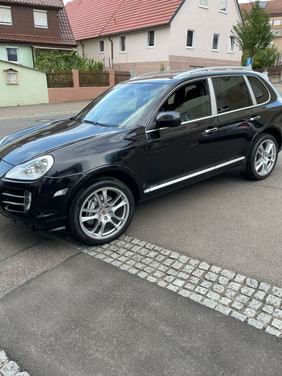 Porsche Cayenne 63.500 km 24.900 € Kernen 71394