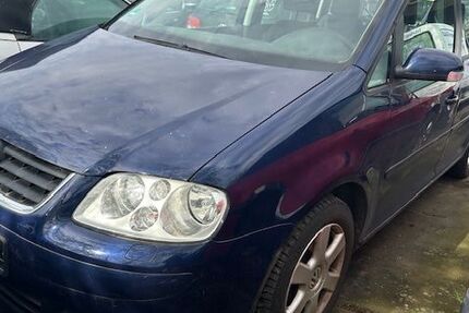VW Touran 214.000 km 850 &euro; Winsen/Luhe 21423