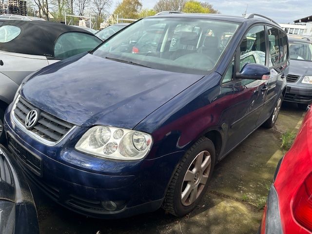 VW Touran 214.000 km 850 &euro; Winsen/Luhe 21423