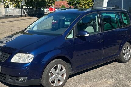 VW Touran 354.000 km 1.690 € Rastatt 76437