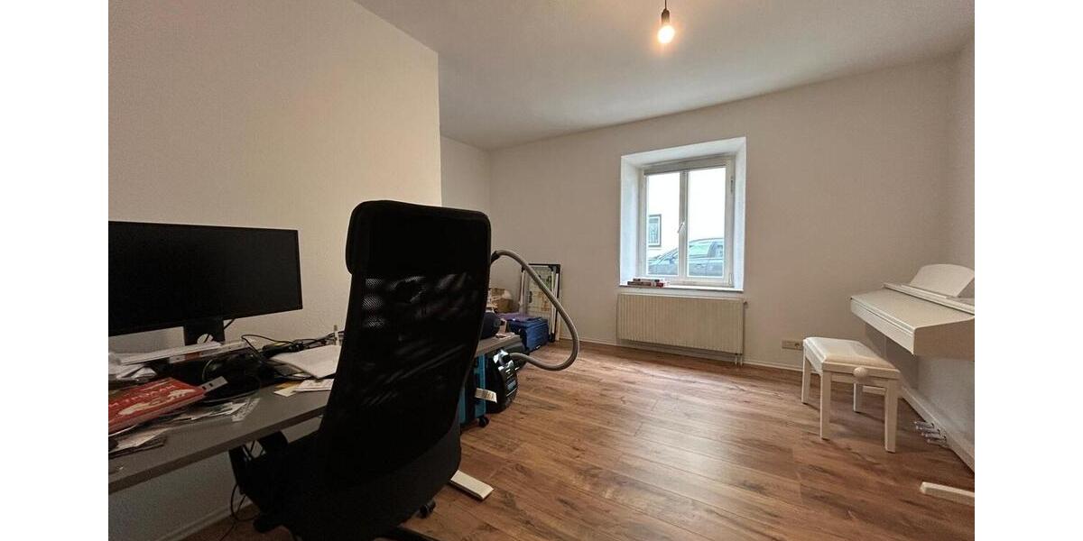 Erdgeschoßwohnung Miesbach - 3 Zimmer, 77 m&sup2;, 1.060&euro; | Angebot:26031938