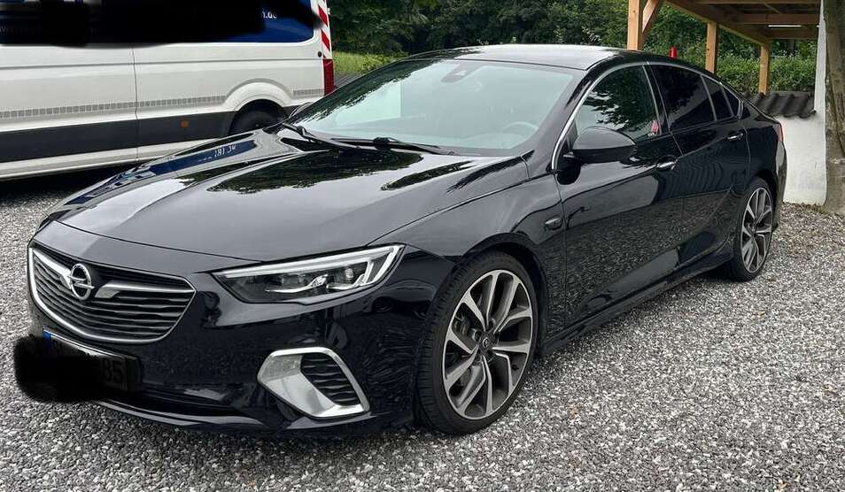 Opel Insignia 90.000 km 18.500 € Stolk 24890