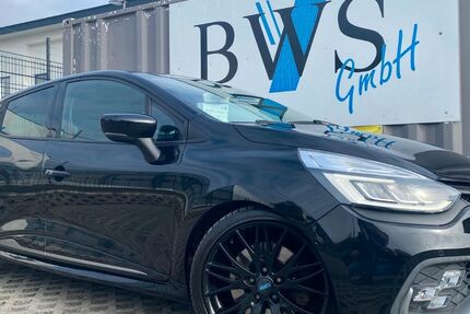 Renault Clio 79.000 km 15.490 &euro; Gera 07548