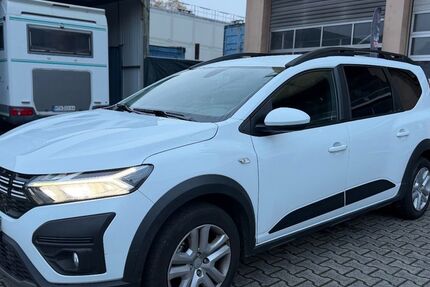 Dacia Jogger 195.000 km 10.990 € Frankfurt am Main 65933