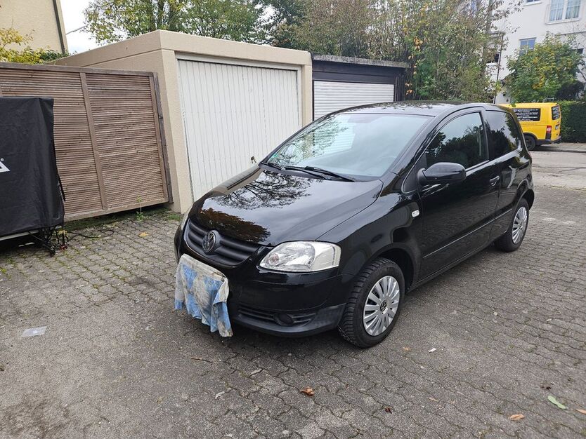 VW Fox 97.000 km 2.999 € München 80997