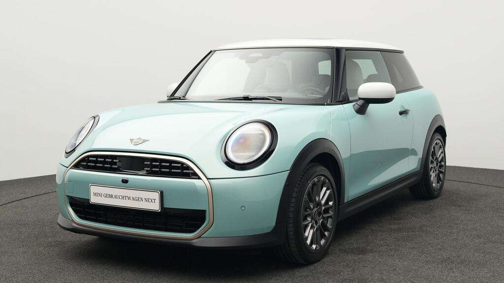 Mini Cooper C 9.806 km 28.040 &euro; München 80788