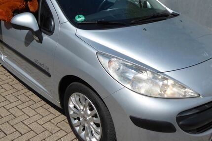 Peugeot 207 78.900 km 2.713 € Kreuztal-Krombach 57223