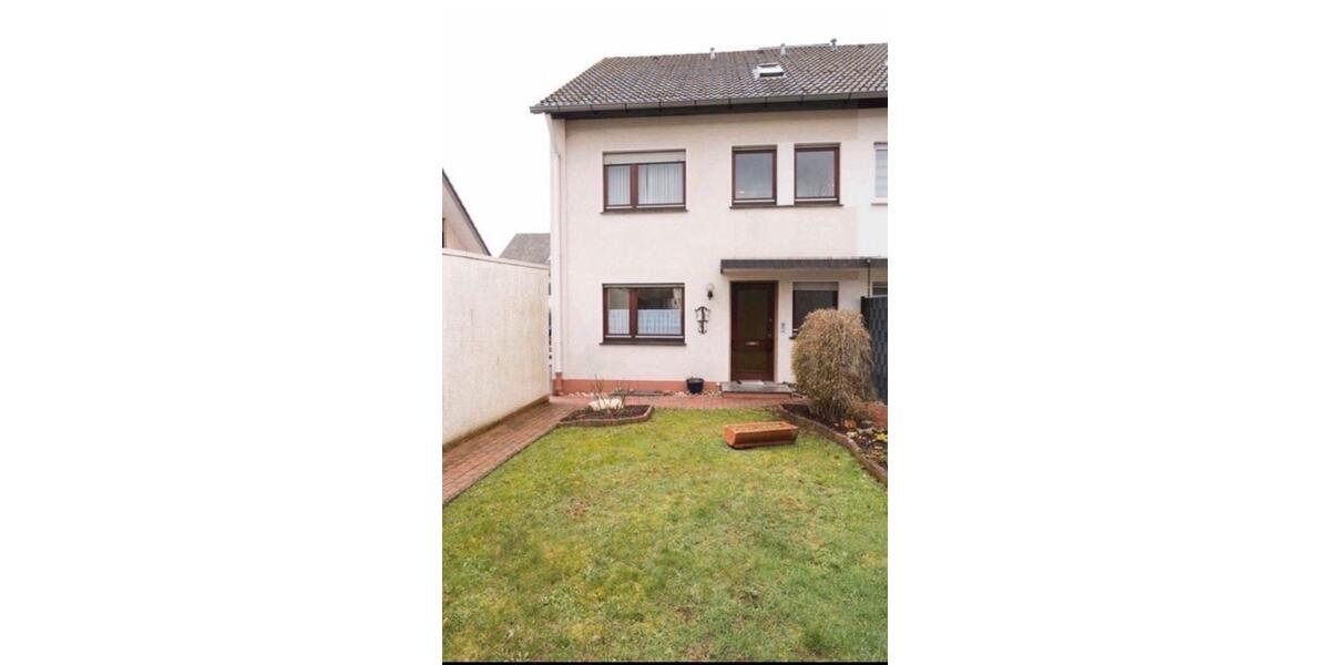 Doppelhaushälfte Bad Salzuflen - 5 Zimmer, 140 m&sup2;, 1.300&euro; | Angebot:26401131