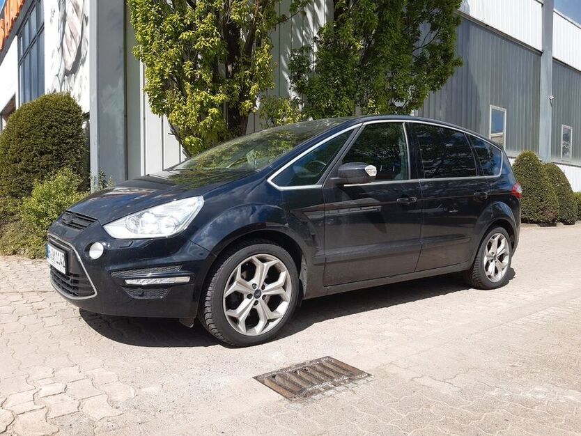 S-Max